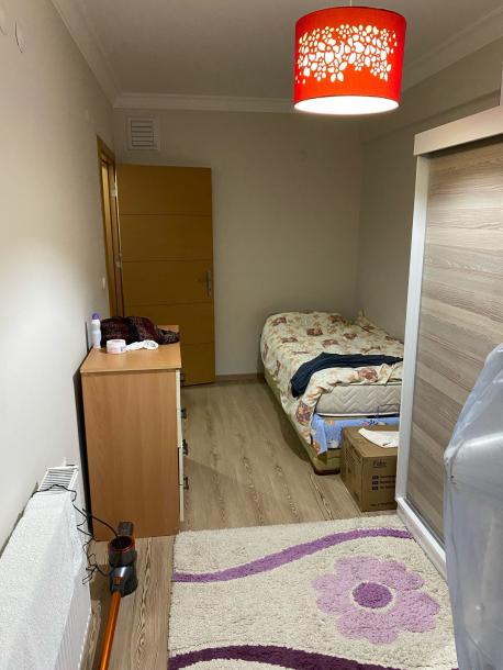 Gaziemir Meydanda Satılık 1+1 Yüksek Giriş daire-2