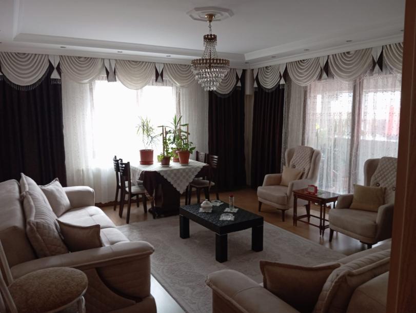 İzmir Kemalpaşa'da 3+1 Ara Kat Satılık Daire – Asansörlü, Doğalgazlı, 130 m2-Uygun Fiyat-1