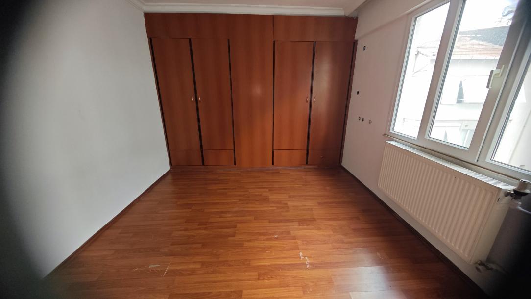 Kemalpaşa Sekiz Eylül Mahallesinde Kiralık 2+1 Daire-12